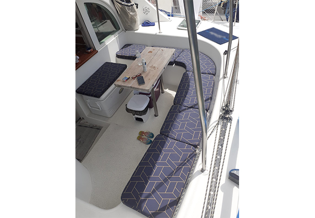 LAGOON 380 2001- Motor 2023