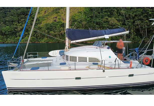 LAGOON 380 2001- Motor 2023