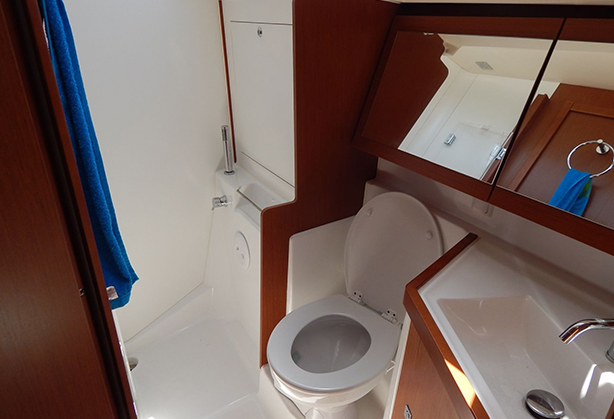 Beneteau Oceanis 41 2013